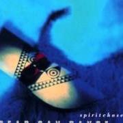 El texto musical DEDICACÉ OUTÒ de DEAD CAN DANCE también está presente en el álbum Spiritchaser (1996)