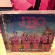 El texto musical ABERGLAUBE de JBO también está presente en el álbum Nur die besten werden alt (2014)