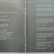 El texto musical SO SHE WEARS BLACK de REVOLUTION RENAISSANCE también está presente en el álbum Age of aquarius (2009)