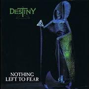 El texto musical SIRENS IN THE DARK de DESTINY también está presente en el álbum Nothing left to fear (1990)