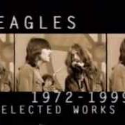 El texto musical DIRTY LAUNDRY de EAGLES también está presente en el álbum Selected works: 1972-1999