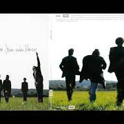 El texto musical LA VIDA de ELEFANTES también está presente en el álbum Somos nubes blancas (2005)