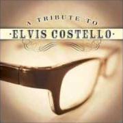 El texto musical POOR FRACTURED ATLAS de ELVIS COSTELLO también está presente en el álbum All this useless beauty (1996)