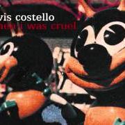 El texto musical RADIO SILENCE de ELVIS COSTELLO también está presente en el álbum When i was cruel (2002)
