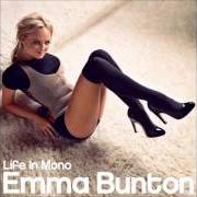 El texto musical UNDRESSING YOU de EMMA BUNTON también está presente en el álbum Life in mono (2006)