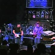 El texto musical ACQUAINTANCE de ENCHANT también está presente en el álbum Live at last (2004)