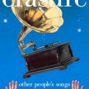 El texto musical EVERYDAY de ERASURE también está presente en el álbum Other people's songs (2003)