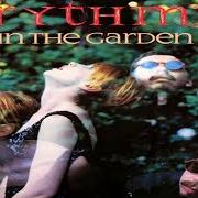 El texto musical CAVEMAN HEAD de EURYTHMICS también está presente en el álbum In the garden (1981)