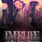 El texto musical SET ME FREE de EVERLIFE también está presente en el álbum Everlife (2004)