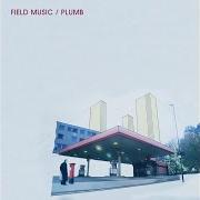 El texto musical (I KEEP THINKING ABOUT) A NEW THING de FIELD MUSIC también está presente en el álbum Plumb (2012)
