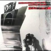 El texto musical ******* de THE FLAMING LIPS también está presente en el álbum Transmissions from the satellite heart (1993)