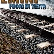 El texto musical UN GIORNO QUALUNQUE de GEMINI también está presente en el álbum Fuori di testa (2012)