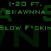 El texto musical HEY SHAWTY de I-20 también está presente en el álbum Self explanatory (2004)
