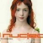 El texto musical RIFLESSI D'OMBRA de IL NUCLEO también está presente en el álbum Essere romantico (2005)