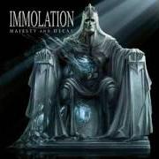 El texto musical MAJESTY AND DECAY de IMMOLATION también está presente en el álbum Majesty and decay (2010)