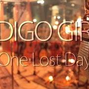 El texto musical FISHTAILS de INDIGO GIRLS también está presente en el álbum One lost day (2015)