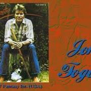 El texto musical THE WALL de JOHN FOGERTY también está presente en el álbum John fogerty (1975)