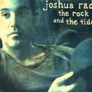 El texto musical STREETLIGHT de JOSHUA RADIN también está presente en el álbum Rock & the tide (2010)