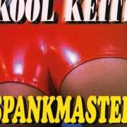 El texto musical MAXIN IN THE SHADE de KOOL KEITH también está presente en el álbum Spankmaster (2001)