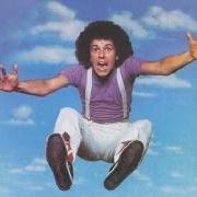 El texto musical HOW MUCH LOVE de LEO SAYER también está presente en el álbum Endless flight (1976)