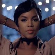 El texto musical WORLDS APART de LETOYA LUCKETT también está presente en el álbum Back 2 life (2017)