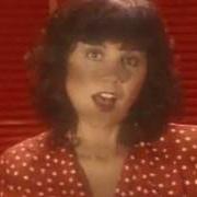 El texto musical TALK TO ME OF MENDOCINO de LINDA RONSTADT también está presente en el álbum Get closer (1982)