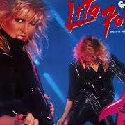 El texto musical HIT N' RUN de LITA FORD también está presente en el álbum Dancin' on the edge