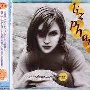 El texto musical GIRLS' ROOM de LIZ PHAIR también está presente en el álbum '96 shelved demos/studio recordings (1996)