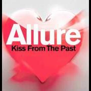 El texto musical SORRY de ALLURE también está presente en el álbum Kiss (2008)