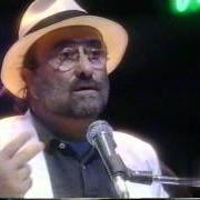 El texto musical SUL MONDO de LUCIO DALLA también está presente en el álbum Canzoni (1996)