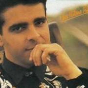 El texto musical EL AMOR ES ALGO MÁS de LUIS ENRIQUE también está presente en el álbum Una historia diferente (1991)