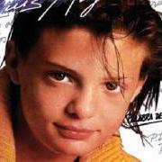 El texto musical UN ROCK & ROLL SONÓ de LUIS MIGUEL también está presente en el álbum Palabra de honor (1984)