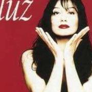 El texto musical VENGO DEL NORTE de LUZ CASAL también está presente en el álbum Como la flor prometida (1995)