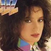 El texto musical TE ESPERO de LUZ CASAL también está presente en el álbum Los ojos del gato (1984)