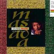 El texto musical CA ME FAIT SI MAL de ALPHA BLONDY también está presente en el álbum Masada (1992)
