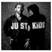 El texto musical ONE HEART de MAT KEARNEY también está presente en el álbum Just kids (2015)