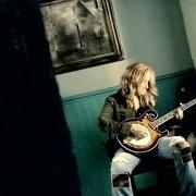 El texto musical A SACRED HEART de MELISSA ETHERIDGE también está presente en el álbum 4th street feeling (2012)