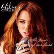 El texto musical WHEN I LOOK AT YOU de MILEY CYRUS también está presente en el álbum The time of our lives - ep (2009)