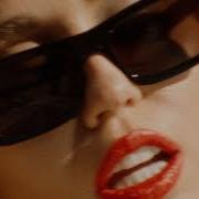 El texto musical ISLAND de MILEY CYRUS también está presente en el álbum Endless summer vacation (2023)