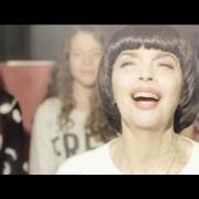 El texto musical UN MILLION D'ENFANTS de MIREILLE MATHIEU también está presente en el álbum Mireille mathieu noël (2015)