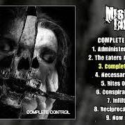 El texto musical CONSPIRACY OF NONE de MISERY INDEX también está presente en el álbum Complete control (2022)