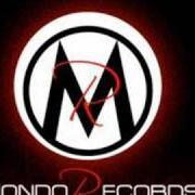 El texto musical UN ALTRO MONDO MARCIO de MONDO MARCIO también está presente en el álbum Animale in gabbia (2010)