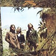 El texto musical GOODBYE de AMERICA también está presente en el álbum Hat trick (1973)