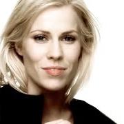 El texto musical POCKETFUL OF SUNSHINE de NATASHA BEDINGFIELD también está presente en el álbum Strip me away (2011)