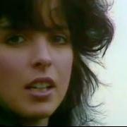 El texto musical LET ME BE YOUR PIRATE de NENA también está presente en el álbum 99 luftballons (1984)
