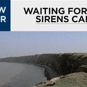 El texto musical WAITING FOR THE SIRENS' CALL de NEW ORDER también está presente en el álbum Waiting for the sirens' call (2005)