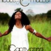 El texto musical KINGDOM COME de NICOLE C. MULLEN también está presente en el álbum Captivated (2011)