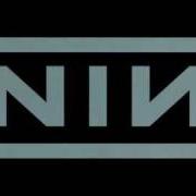 El texto musical MEMORABILIA de NINE INCH NAILS también está presente en el álbum Closer to god (1994)