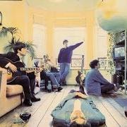 El texto musical CIGARETTES & ALCOHOL de OASIS también está presente en el álbum Definitely maybe (1994)