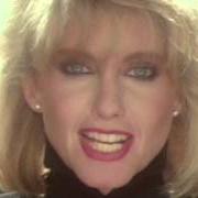 El texto musical IT'S GONNA BE SPECIAL de OLIVIA NEWTON-JOHN también está presente en el álbum Two of a kind (1983)